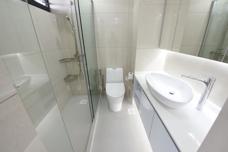 Hawaii Tower, 73 Meyer Road, 3 Bedrooms, 2,500 sqft, Condominium For Rent, by Sunny Koh, 500037787 - Bathroom - PropertyGuru.com.sg
