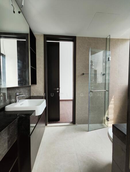 Jack & Jill Bathroom