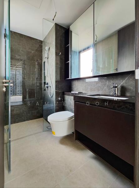 Junior Master Bathroom