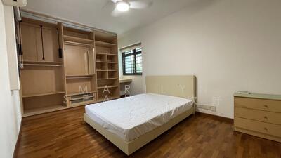 For Rent - 17 Dover Crescent