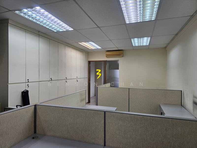 Henderson Industrial Park, 215 Henderson Road, 10,000 sqft, Light Industrial (B1) For Rent, by Benson Chan, 500037842 - CommercialGuru.com.sg
