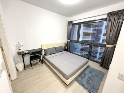 For Rent - The Lakefront Residences