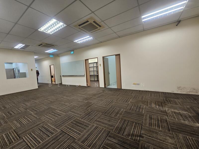 Henderson Ind Park Terrace B1 Building, Henderson Road, 10,000 sqft, Light Industrial (B1) For Rent, by Benson Chan, 500037863 - CommercialGuru.com.sg