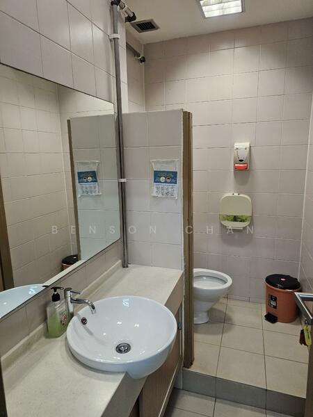 Henderson Ind Park Terrace B1 Building, Henderson Road, 10,000 sqft, Light Industrial (B1) For Rent, by Benson Chan, 500037863 - CommercialGuru.com.sg