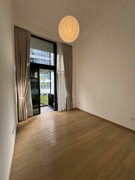 Jervois Mansion, 4 Jervois Close, 5 Bedrooms, 1,808 sqft, Condominium For Rent, by Josephine Yap, 500037952 - Balcony - PropertyGuru.com.sg