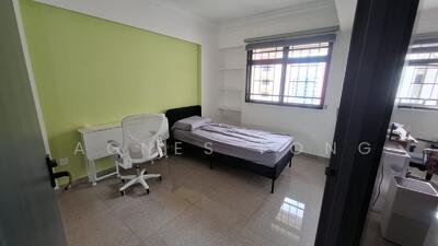 For Rent - 156 Rivervale Crescent