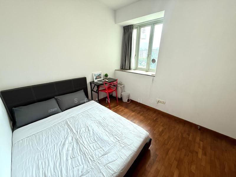 Queens, 10 Stirling Road, Alexandra / Commonwealth, Room Rental, 100 sqft, Condominium For Rent, by Sean Ong, 500038155 - Bedroom - PropertyGuru.com.sg