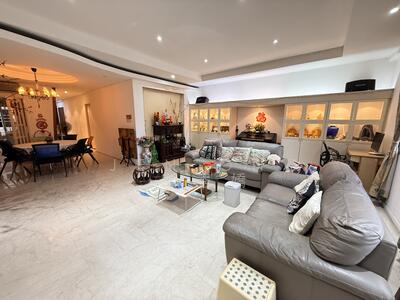 For Sale - Yi Kai Court