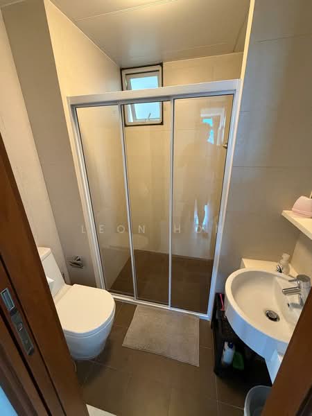 City Square Residences, 14 Kitchener Link, 2 Bedrooms, 872 sqft, Condominium For Rent, by Leon Hon, 500038234 - Bathroom - PropertyGuru.com.sg