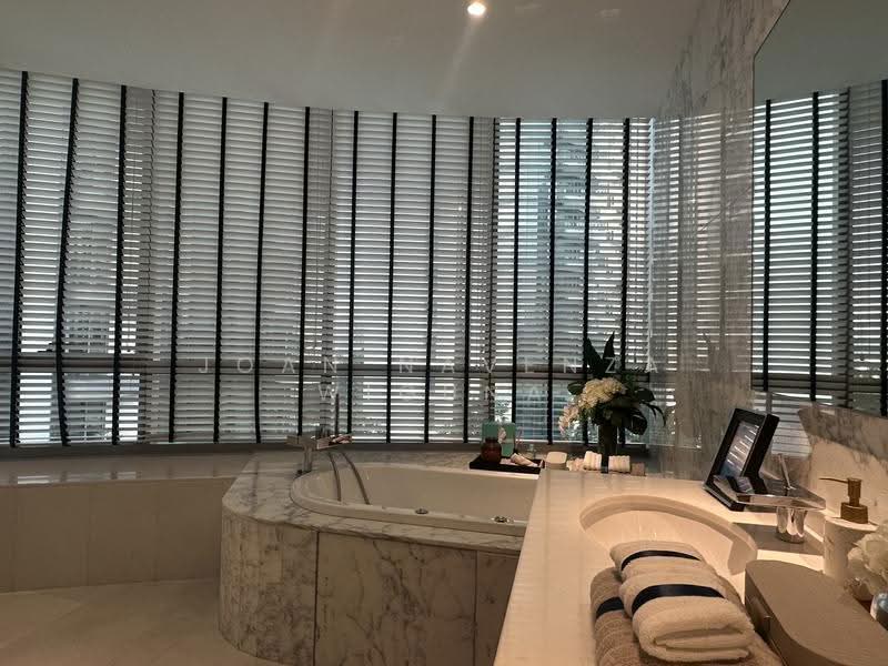 Cliveden at Grange, 100 Grange Road, Tanglin / Holland / Bukit Timah, 4 Bedrooms, 2,842 sqft, Condominium For Sale, by Joan Navenza Wiguna, 500038243 - PropertyGuru.com.sg