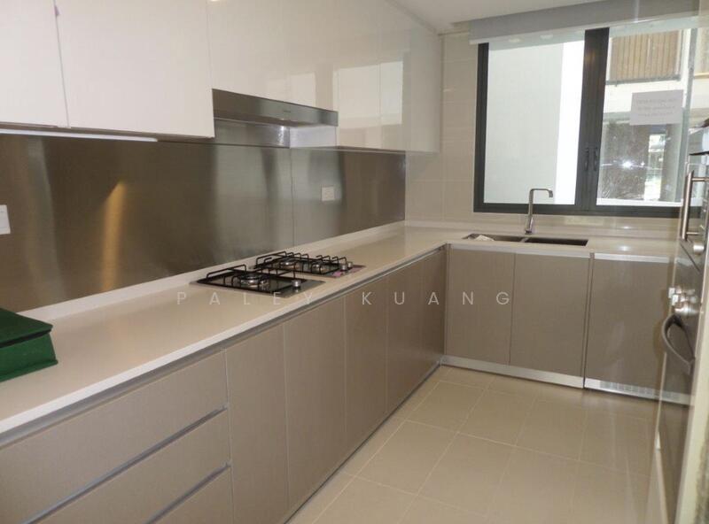 Hedges Park Condominium Condominium For Sale at S$ 2,150,000 | PropertyGuru Singapore