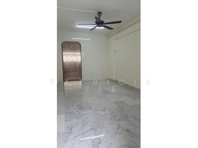 For Sale - 504 Ang Mo Kio Avenue 8