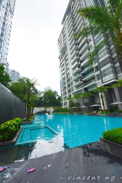 The Laurels @ Cairnhill Road Condominium For Sale at S$ 1,549,999 | PropertyGuru Singapore - Pool