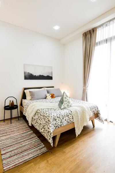 The Laurels @ Cairnhill Road Condominium For Sale at S$ 1,549,999 | PropertyGuru Singapore - Master Bedroom