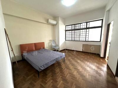 For Rent - Lakepoint Condo