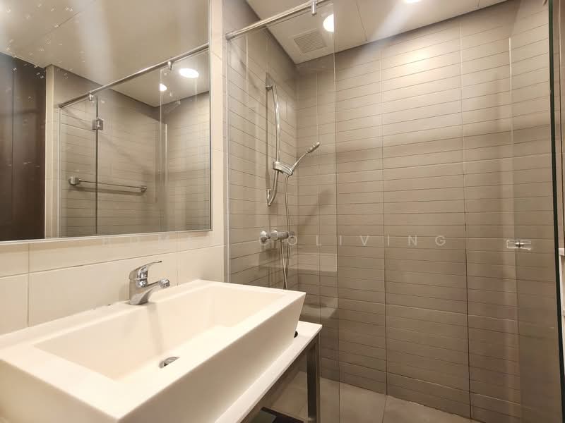 The Sail @ Marina Bay, 2 Marina Boulevard, Room Rental, 150 sqft, Condominium For Rent, by Homey Coliving, 500038430 - Bathroom - PropertyGuru.com.sg