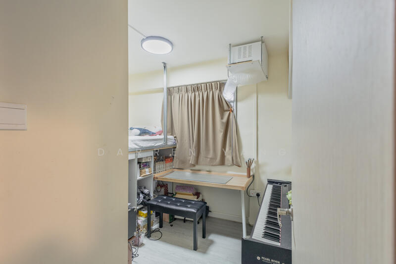 157 Lorong 1 Toa Payoh HDB Flat For Sale at S$ 438,000 | PropertyGuru Singapore - Study