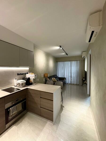 The Florence Residences Condominium For Sale at S$ 1,300,000 | PropertyGuru Singapore - Kitchen