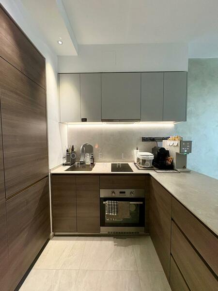 The Florence Residences Condominium For Sale at S$ 1,300,000 | PropertyGuru Singapore - Kitchen
