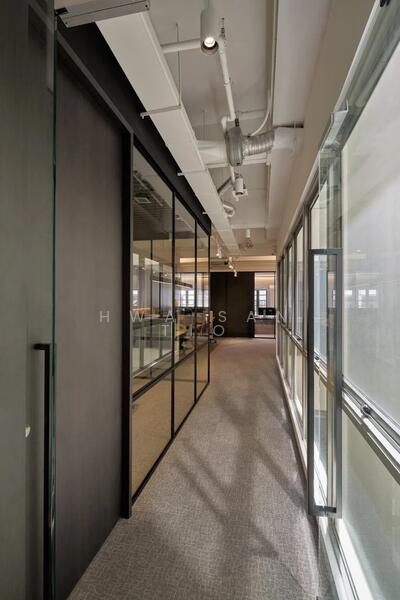 ❤️Shophouse ⭐Lift access ⭐Renovated ⭐fitted ⭐high ceiling ⭐efficient layout @ Hongkong Street, hongkong Street, Boat Quay / Raffles Place / Marina, 1,494 sqft, Shop / Shophouse For Rent, by Hwa San TIO, 500038673 - Corridor - CommercialGuru.com.sg