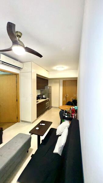 Commonwealth Towers Condominium For Sale at S$ 948,000 | PropertyGuru Singapore - Living Room