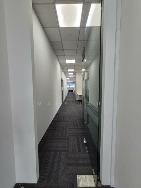 Alexandra Point, 438 Alexandra Road, 4,898 sqft, Office For Rent, by Mary Lau, 500038727 - Corridor - CommercialGuru.com.sg