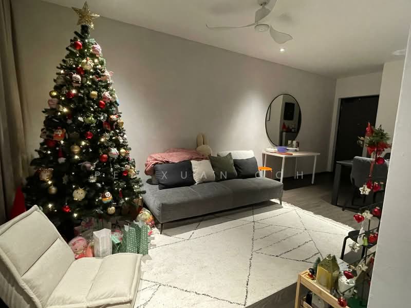 50 Strathmore Avenue HDB Flat For Sale at S$ 1,080,000 | PropertyGuru Singapore - Living Room