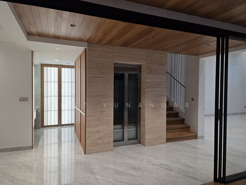Holland Grove Drive New Semi Detached, Holland Grove Drive, 5 Bedrooms, 8,243 sqft, Semi-Detached House For Sale, by Kent YUNANDAR, 500038837 - PropertyGuru.com.sg