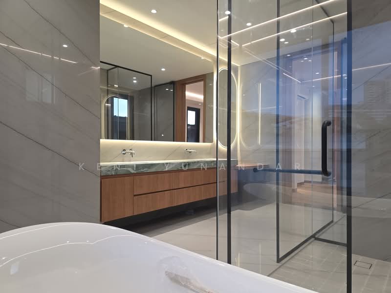 Holland Grove Drive New Semi Detached, Holland Grove Drive, 5 Bedrooms, 8,243 sqft, Semi-Detached House For Sale, by Kent YUNANDAR, 500038837 - Bathroom - PropertyGuru.com.sg