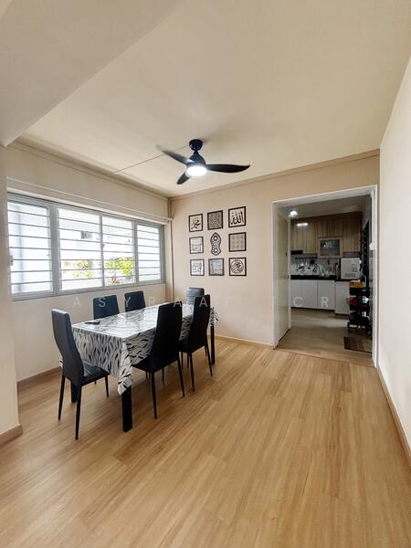 For Sale - 715 Woodlands Drive 70