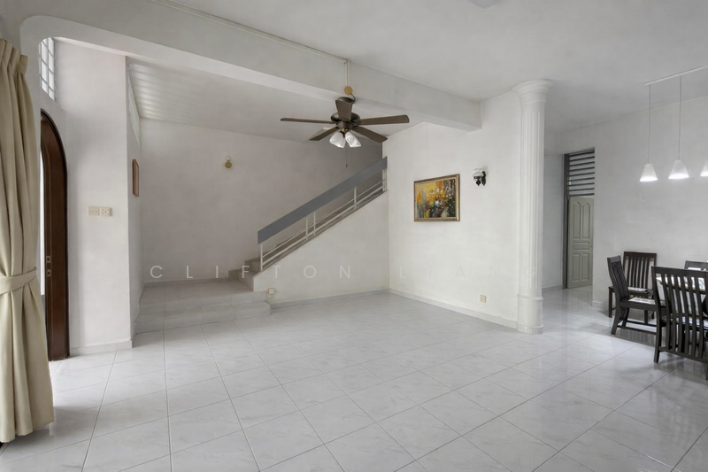 For Sale - 💛 Mayflower Terrace 1km St Nics Walk to MRT