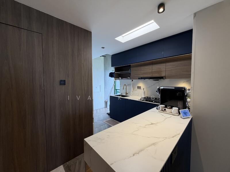 Signature Park Condominium For Sale at S$ 1,980,000 | PropertyGuru Singapore - Kitchen