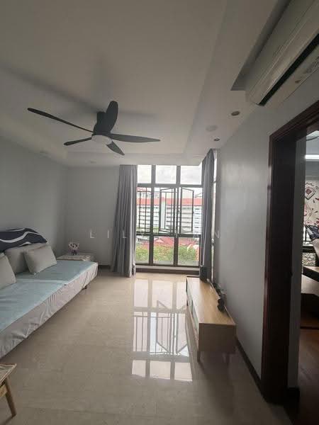 The Mayfair, 1 Jurong East Street 32, Boon Lay / Jurong / Tuas, 2 Bedrooms, 893 sqft, Condominium For Sale, by Lily Tan, 500039085 - Living Room - PropertyGuru.com.sg