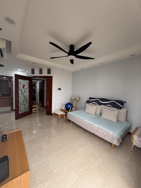 The Mayfair, 1 Jurong East Street 32, Boon Lay / Jurong / Tuas, 2 Bedrooms, 893 sqft, Condominium For Sale, by Lily Tan, 500039085 - Living Room - PropertyGuru.com.sg