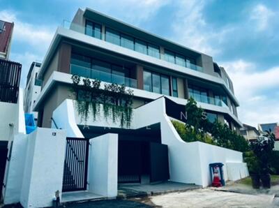 For Sale - Spacious Freehold Detached - Exceptional Value