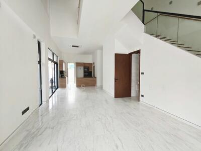 For Sale - Brand new beautiful 3.5-storey semi-detached in D14