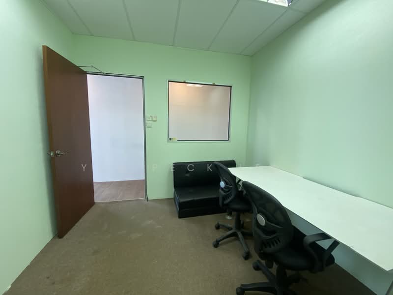 Vertex, 33 Ubi Avenue 3, 1,464 sqft, Light Industrial (B1) For Sale, by Yew Peck Leng, 500039124 - Interior - CommercialGuru.com.sg