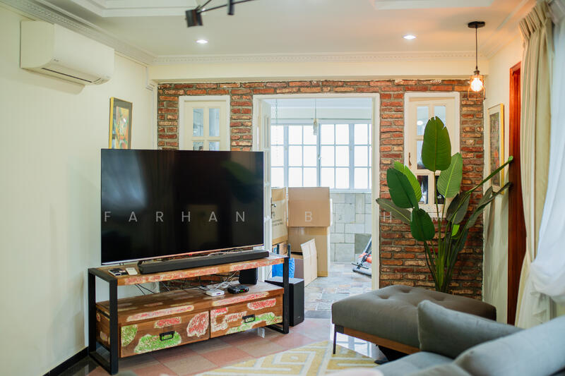 For Sale - 352 Tampines Street 33