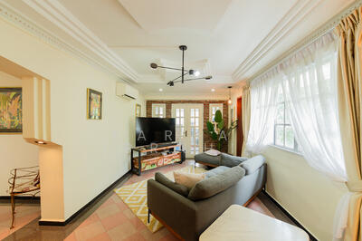 For Sale - 352 Tampines Street 33