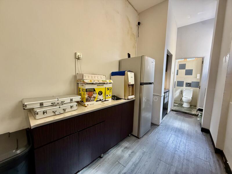 Kampong Glam Shop House, 660 North Bridge Road, 1,000 sqft, Office For Rent, by Raymond Koh, 500039157 - CommercialGuru.com.sg