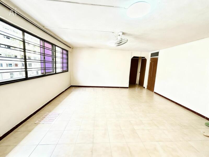 For Sale - 617 Hougang Avenue 8