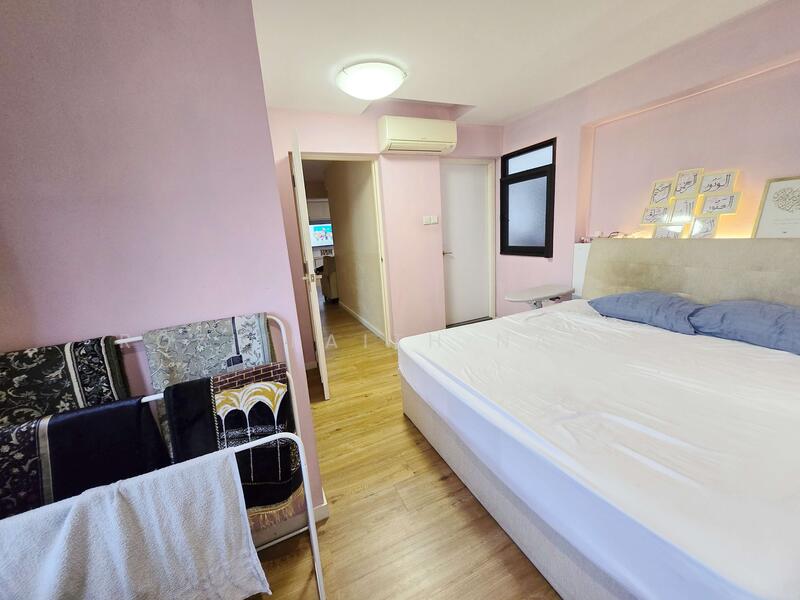 For Sale - 585 Woodlands Drive 16