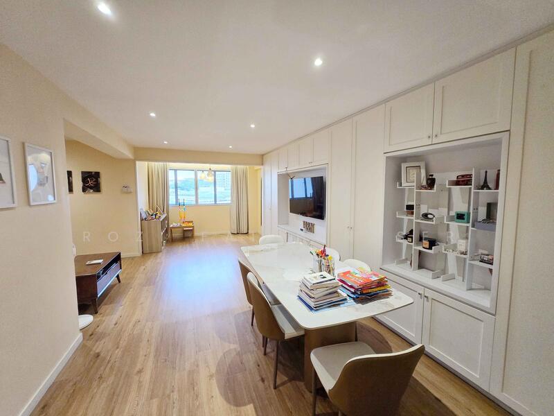 For Sale - 585 Woodlands Drive 16