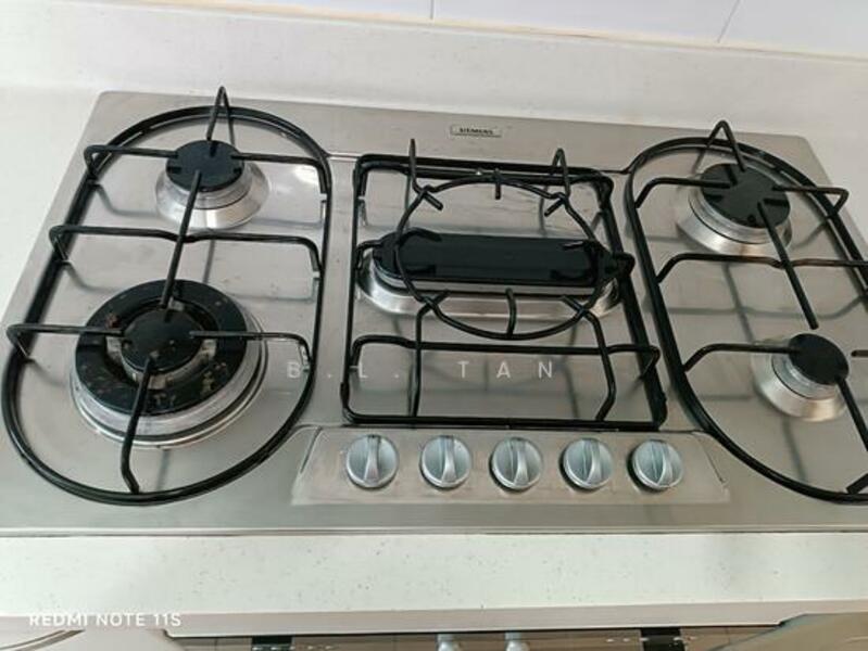 Caribbean at Keppel Bay Condominium For Sale at S$ 1,750,000 | PropertyGuru Singapore - Kitchen