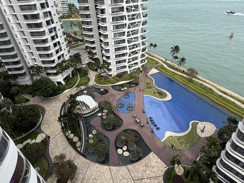 Cape Royale Condominium For Sale at S$ 3,595,000 | PropertyGuru Singapore - Exterior