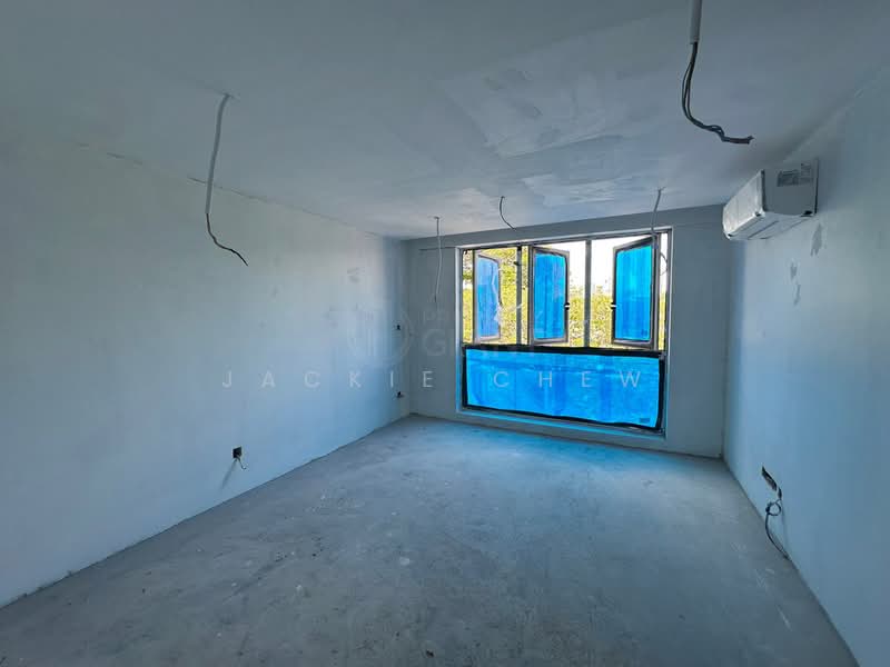 ❤️GIANT⚡️Brand New 4 Lvls Inter-Terrace in Sembawang Hills Estate w Attic & Lift!, Upper Thomson Road/ Casuarina Road/ Sembawang Hills Drive, 6 Bedrooms, 3,648 sqft, Terraced House For Sale, by Jackie Chew, 500039426 - Interior - PropertyGuru.com.sg