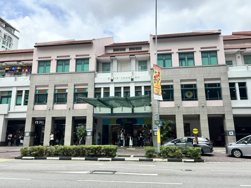 Rare 3+1 Eating House | Restaurant | F&B Space Near Bugis Junction 武吉士黄金地段餐饮店 For Lease, North Bridge Road, 2,140 sqft, Food & Beverage For Rent, by Alex KF Wong 黄国峰, 500039455 - Exterior - CommercialGuru.com.sg