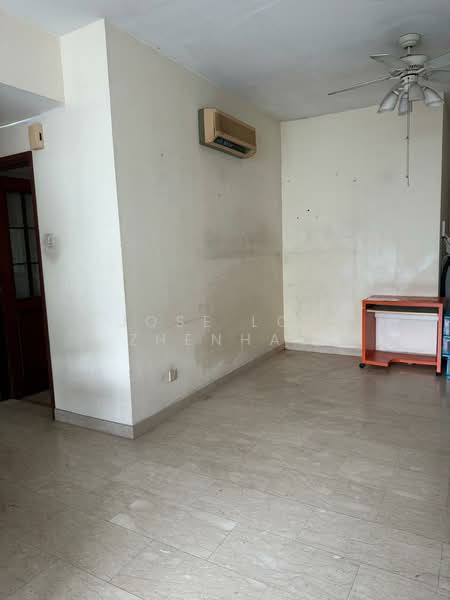 The Tropica, 57 Tampines Avenue 1, 2 Bedrooms, 990 sqft, Condominium For Sale, by Jose Loh Zhenhao, 500039493 - Living Room - PropertyGuru.com.sg