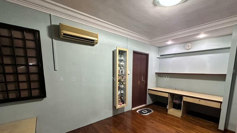 Study Coner @ Master Bedroom