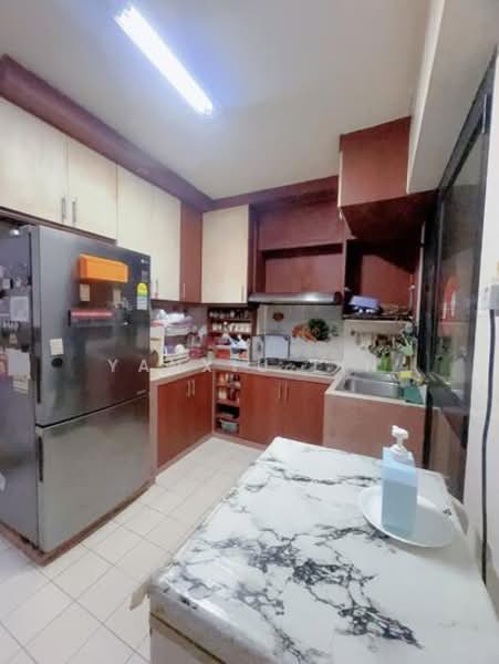 529 Woodlands Drive 14, 529 Woodlands Drive 14, 3 Bedrooms, 1,323 sqft, HDB Flat For Sale, by Yanxiu Lin, 500039598 - Kitchen - PropertyGuru.com.sg
